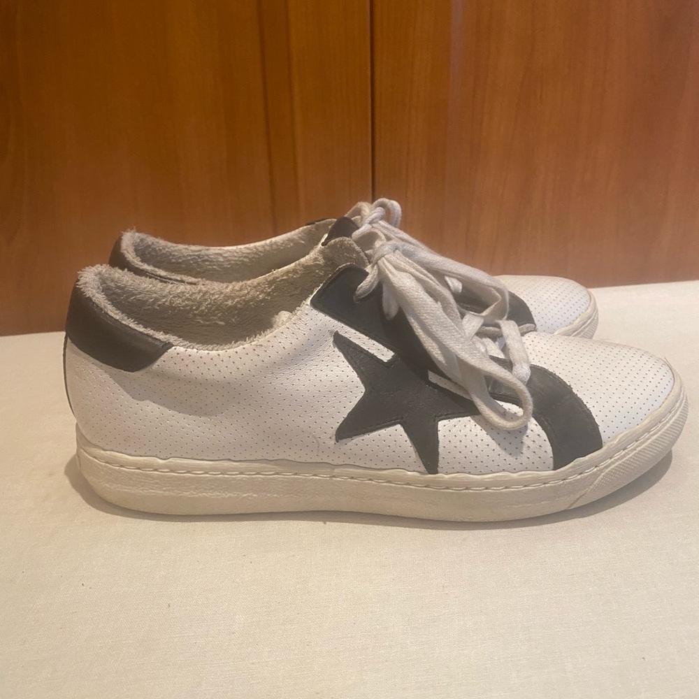 The Shoe Box Leather Star Sneaker